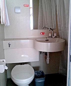 Youju Hotel Чънду Екстериор снимка